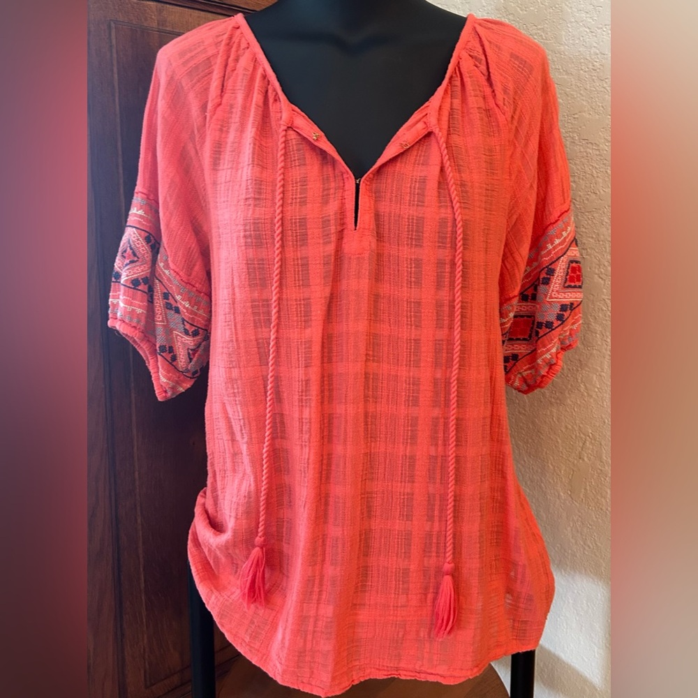 Women's Dylan Cotton Embroidered Coral Boho Top